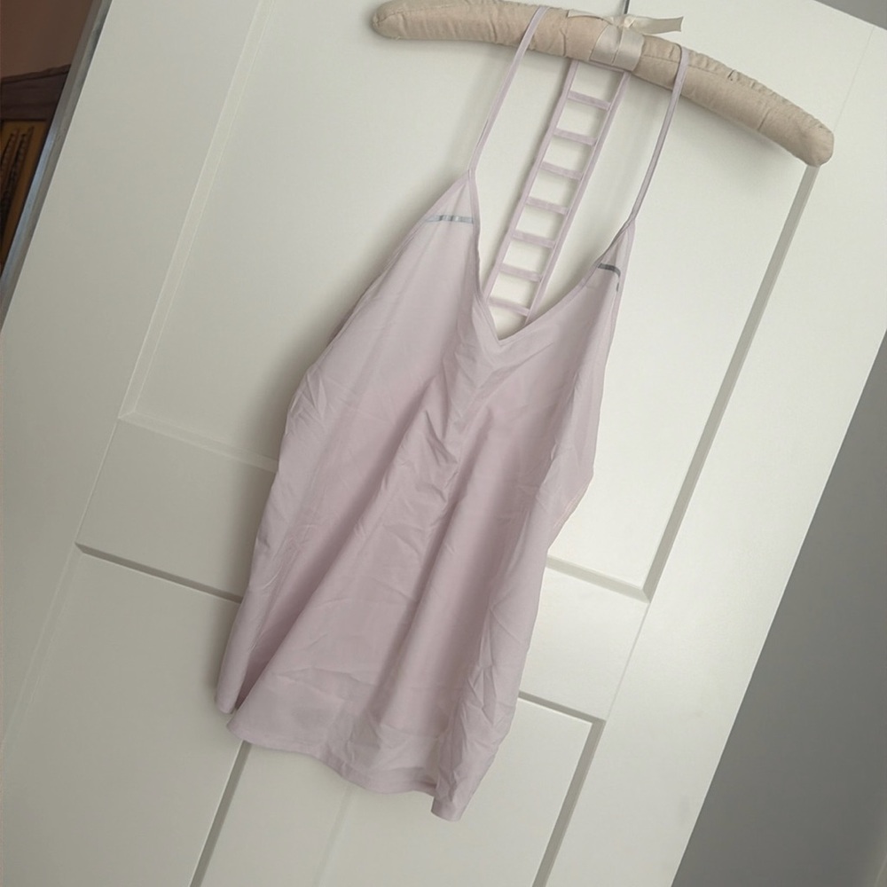 Lululemon sz 10 top